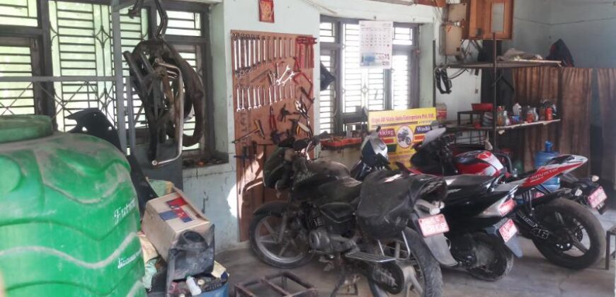 Bike Showroom with Workshop